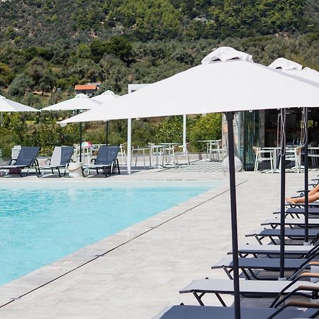 Amira Aparthotel Skiathos Town Exterior photo