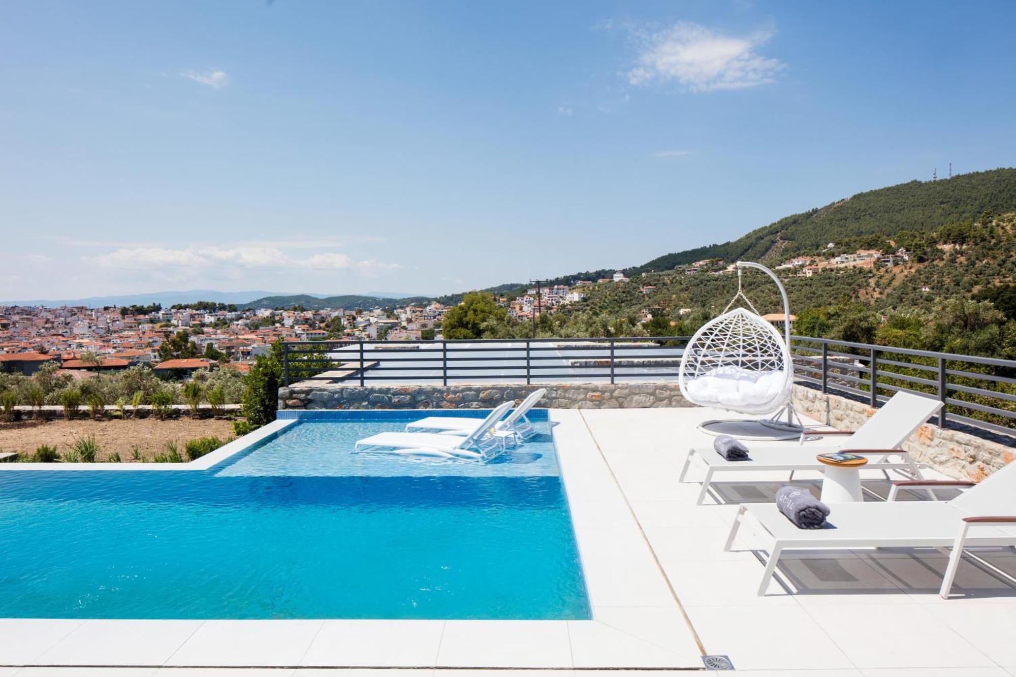 Amira Aparthotel Skiathos Town Exterior photo